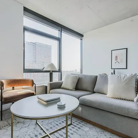 Blueground W Loop Gym Pool Wd Chi-1101 Apartment Chicago