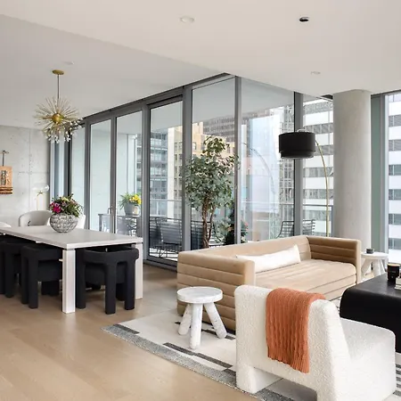 Premier Penthouses And With Captivating Views Of Millennium Park Apartment *