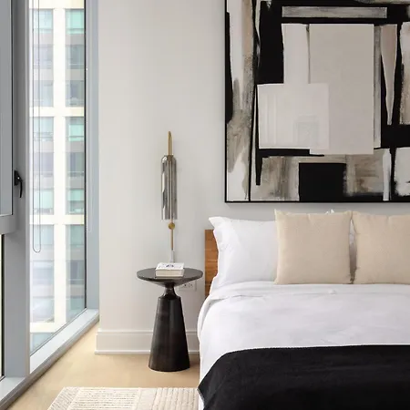 Premier Penthouses And With Captivating Views Of Millennium Park Apartment *