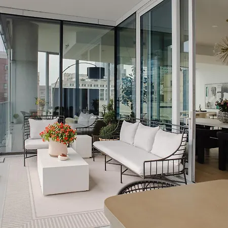 Premier Penthouses And With Captivating Views Of Millennium Park Apartment Chicago