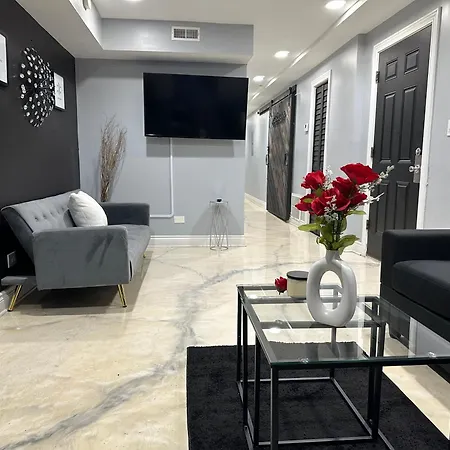 Apartment Experience Elegance At Paramount Chicago
