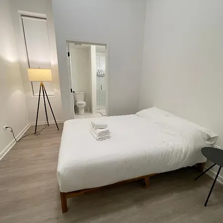 Guest house Spacious Shared Near Downtown Chicago, Flexible Choices And Shared Amenities *