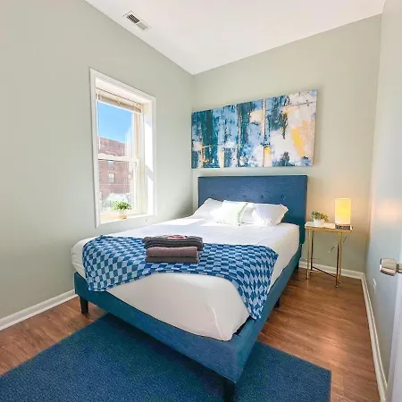 Apartment Spacious 2br Family Oasis Irving Park 1w Sleeps 6