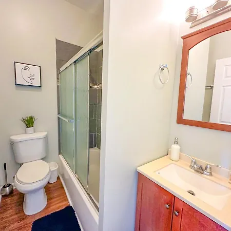 Spacious 2br Family Oasis Irving Park 1w Sleeps 6 * Chicago