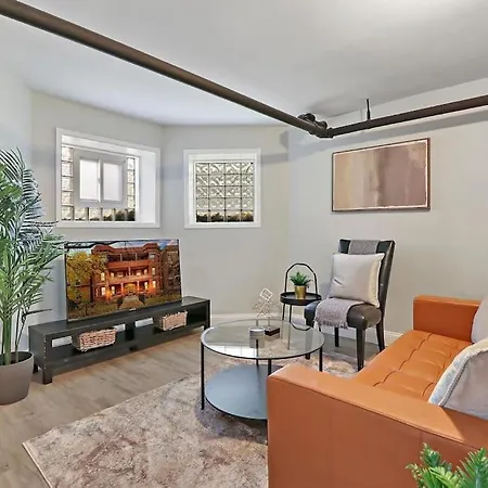 Great Location! Cozy 3br Garden Unit In Hyde Park Apartment Chicago