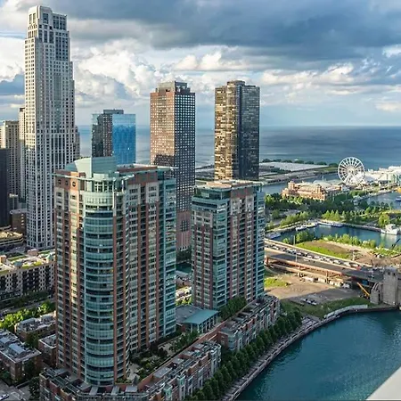 The View In America Apartment *