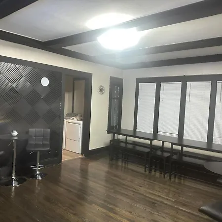 The Urban Family Retreat Apartment