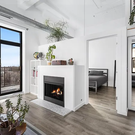 Modern Historic Loft 19ft Ceilings, Gym, Heated Parking, Skyline Views, Balcony *