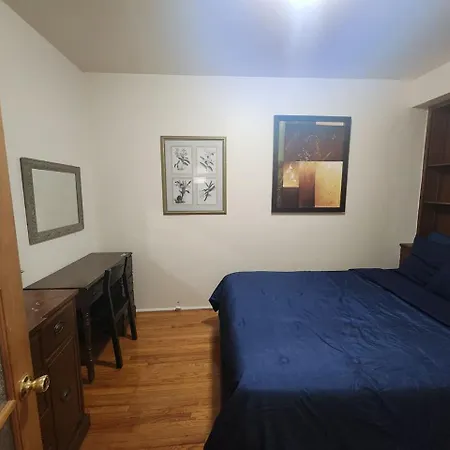 Charming Lakefront Stunning View North Apartment Chicago