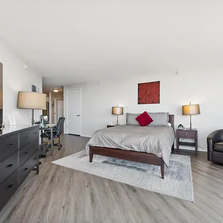 Aparthotel The Penthouse At Grand Plaza Chicago