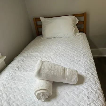 Beautiful Near Downtwon - Free Parking!