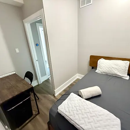 Homestay Beautiful Near Downtwon - Free Parking!