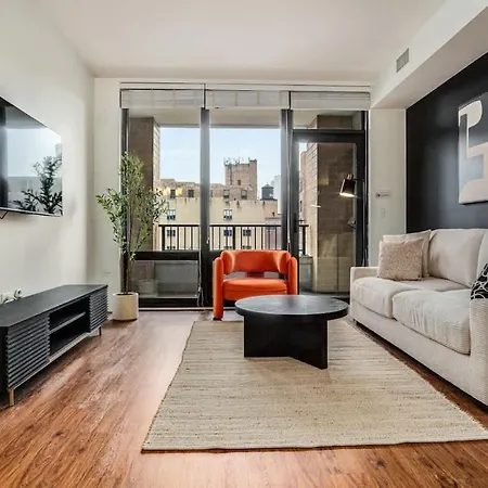 Apartment Boulevard Walk Everywhere 5 Mins To Magnificent Mile River North 01