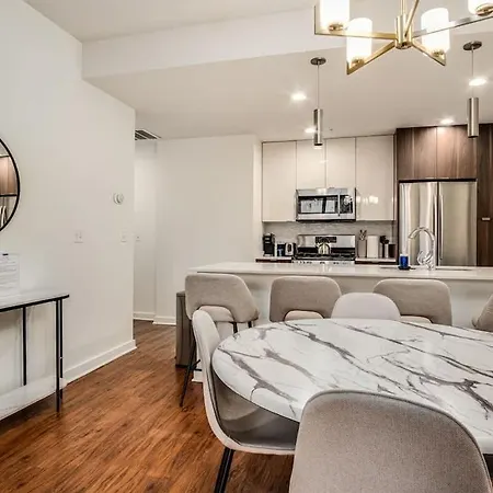 Boulevard Walk Everywhere 5 Mins To Magnificent Mile River North 01 Apartment *
