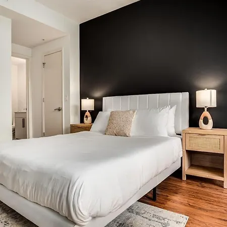 Boulevard Walk Everywhere 5 Mins To Magnificent Mile River North 01 Chicago