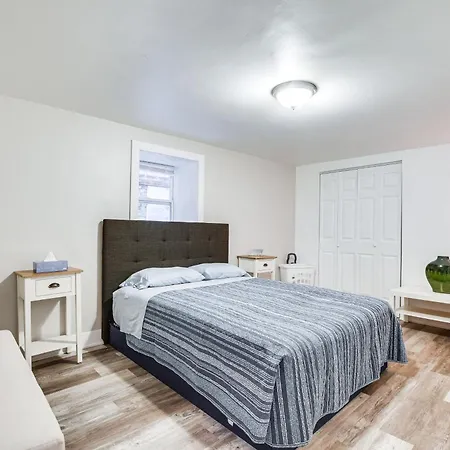Apartment 9 Mi To Downtown! Pet-Friendly Near Uni Of Chicago *