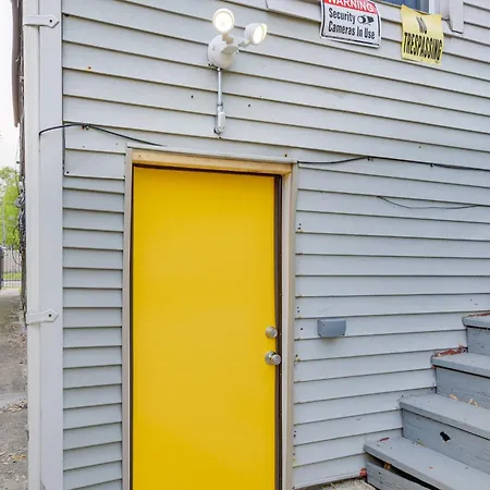9 Mi To Downtown! Pet-Friendly Near Uni Of Chicago Apartment