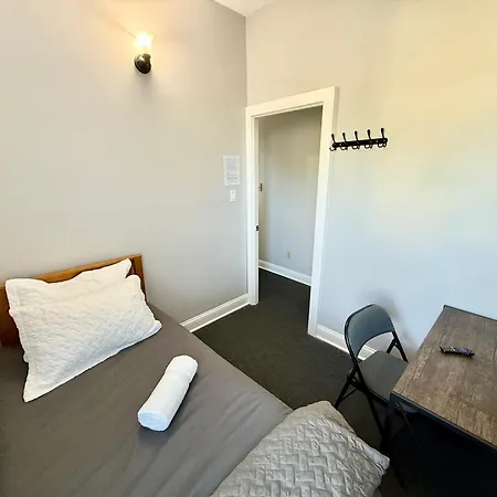 Homestay Place To - Close To Downtown! - Free Parking! Chicago