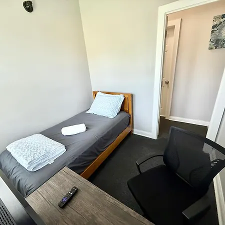 Homestay Place To - Close To Downtown! - Free Parking!