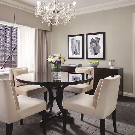 Four Seasons Hotel Chicago
