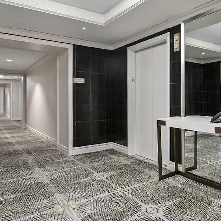 Four Seasons 5*