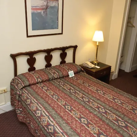 Hotel Travelodge By Wyndham Downtown