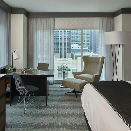Loews 4* Chicago