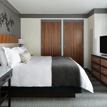 Loews Chicago