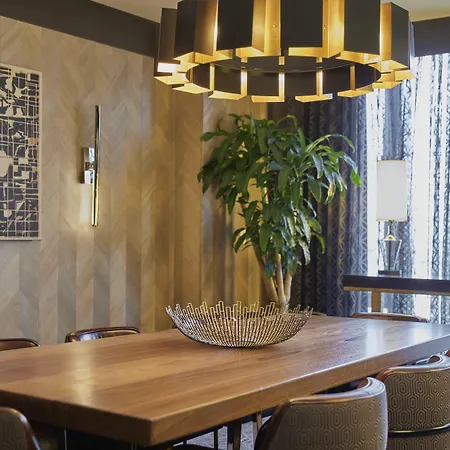 Loews Hotel 4*