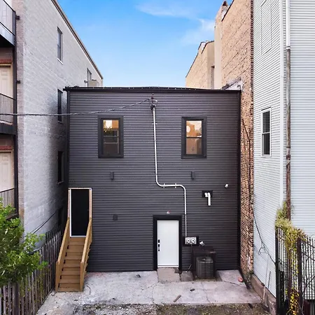 Apartment Chic Loft Near United Center, Uic/imd & Downtown