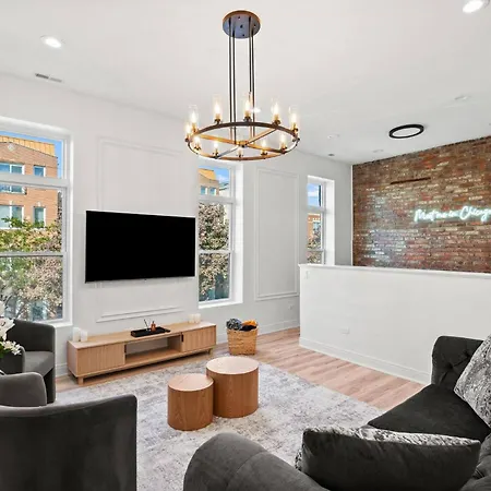 Apartment Chic Loft Near United Center, Uic/imd & Downtown