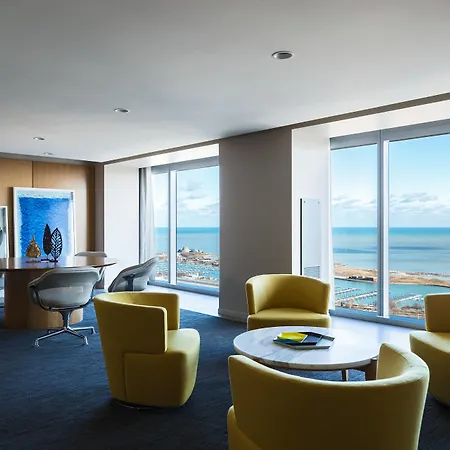 Marriott Marquis Hotel
