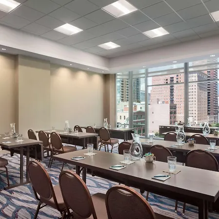 Hilton Garden Downtown South Loop 3* Chicago