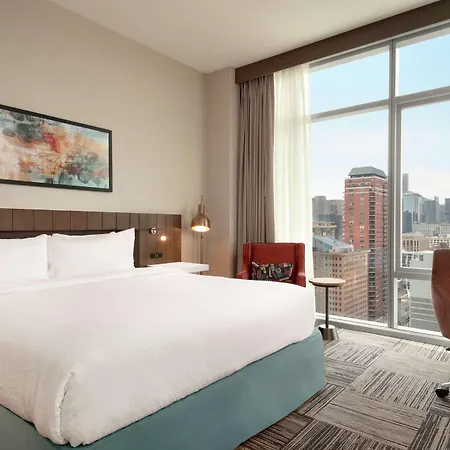 Hilton Garden Downtown South Loop