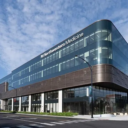 Modern & Spacious By Northwestern Hospital Bronzeville Apartment Chicago