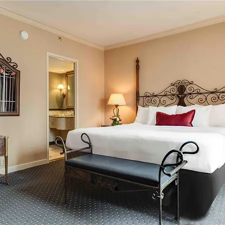 The Whitehall Hotel. Bw Premier Collection Hotel *