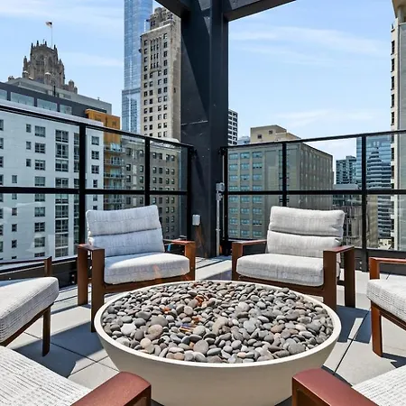 Blueground River North Balcony Pool Nr Pier Chi-1150 Chicago