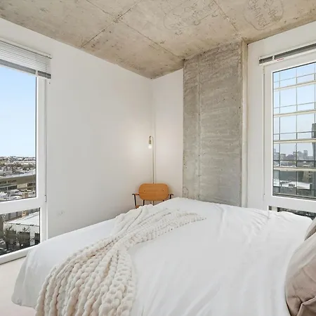 Envitae 4br Modern Sleek Holiday home *