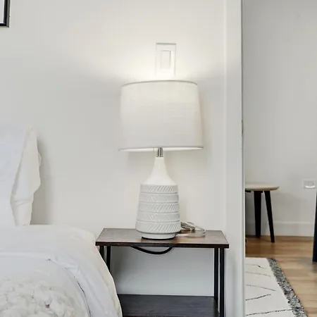 Envitae 4br Modern Sleek * Chicago