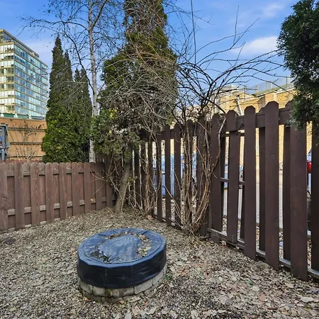 Holiday home River West Modern 4-bd With Patio & Balcony Chicago