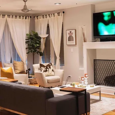 2level Duplex With Jaccuzi-gem In 4bd&3ba