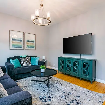 Apartment Logan Sq 4br - Free Parking - Near Nightlife & Dt *