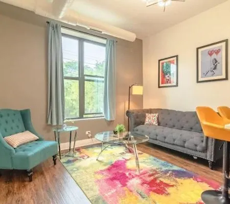 Stylish Friendly 3br Near Mccormick Apartment *