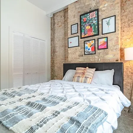 Cozy Smoke Ok 3br Retreat Near Mccormick Apartment Chicago