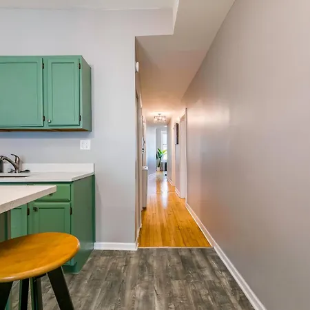 Logan Sq 4br - Free Parking - Near Nightlife & Dt * Chicago