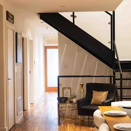 2level Duplex With Jaccuzi-gem In 4bd&3ba