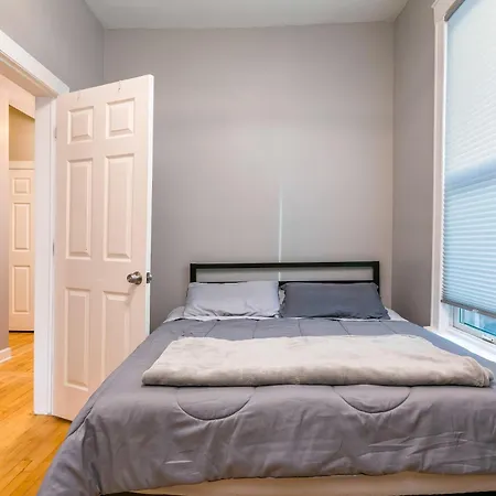 Logan Sq 4br - Free Parking - Near Nightlife & Dt Chicago