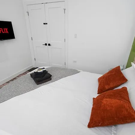 4br South Loop By Soldier Field Area Apartment *