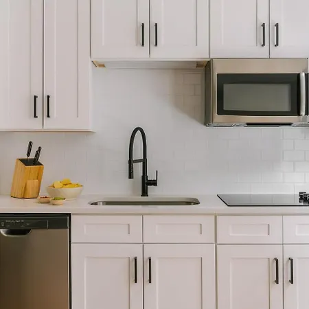 Livn Millennium Park Downtown Superior 1br Apartment *