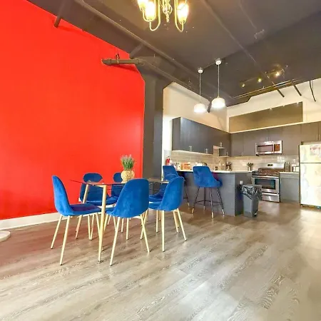 Mccormick Place Spacious 3br Family Heaven Sleeps 10 Guests With Optional Parking And Gym Access Near Downtown And Soldier Field Apartment *